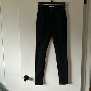 So curvy high rise jeggings in black
